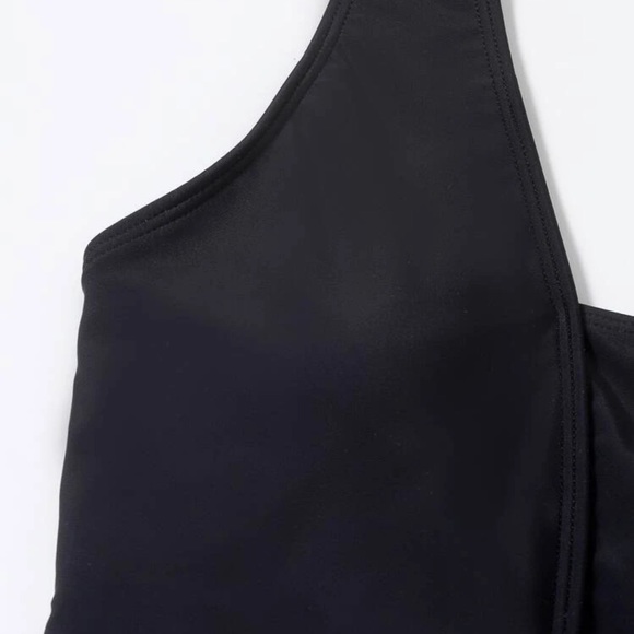 WOMENS solid cut out one piece swim suit - Picture 4 of 8